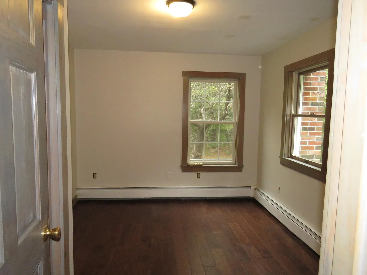 25 Falmouth Rd — Photo 2