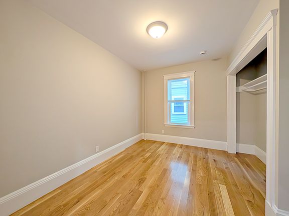 5th image of 11 Belmont Sq