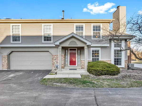 3S133 Timber Dr, Warrenville, IL 60555