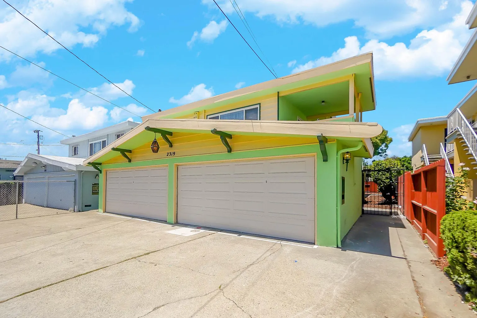 2319 35th Ave #1 photo 1