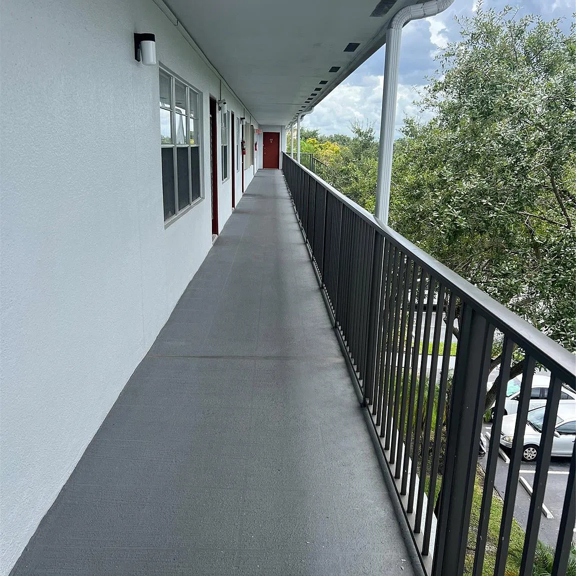 1 bed, 1.5 bath, 702 sqft, $1,600 — Photo 4