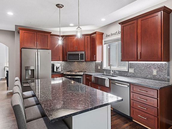4th image of 9634 Belmont Ln