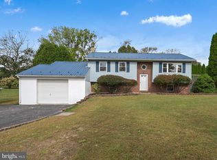 1165 Custer Dr, Auburn, PA 17922