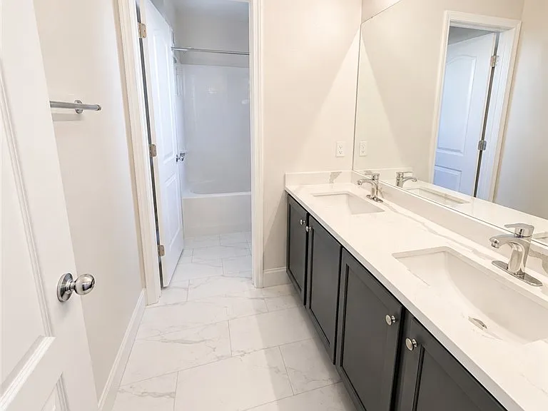 3957 Irvin Ave — Photo 17