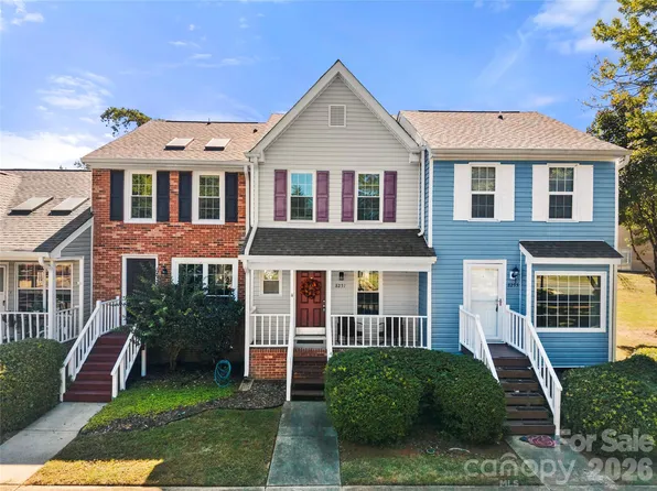 8251 Circle Tree Ln, Charlotte, NC 28277
