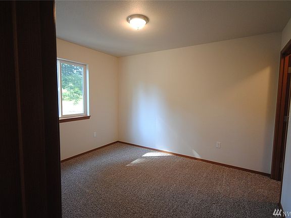 3rd image of 19809 67th Ave E
