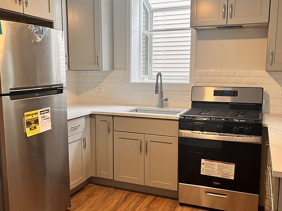 3rd image of 3233 W Warner Ave #2