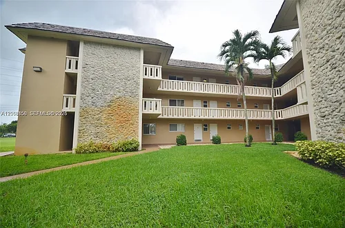7440 Miami Lakes Dr #F101 Photo 1 7440 Miami Lakes Dr #F101 Photo 1