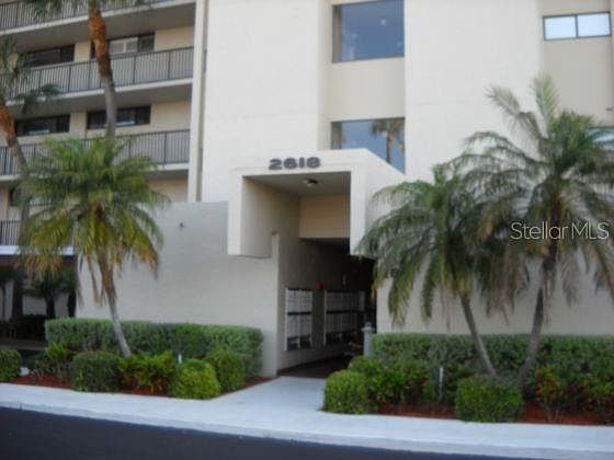 2nd image of 2618 Cove Cay Dr Unit 408