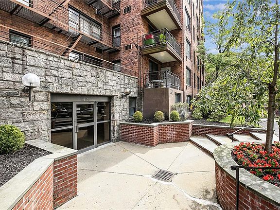 4th image of 117 S Highland Ave APT 6B