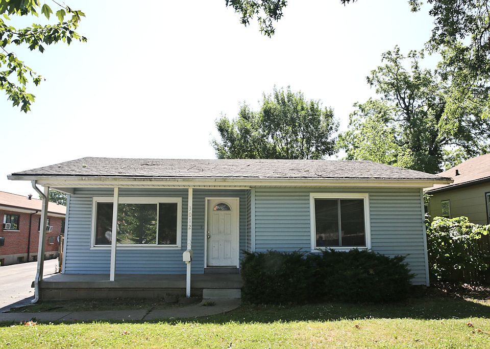 1st image of 3012 Pasteur Ave