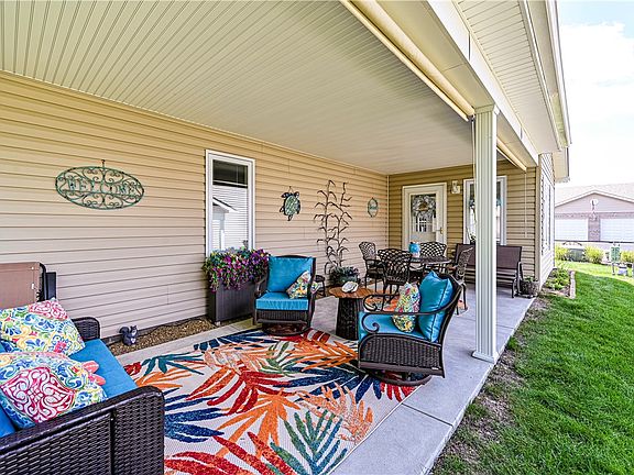 5th image of 559 Sunview Cir
