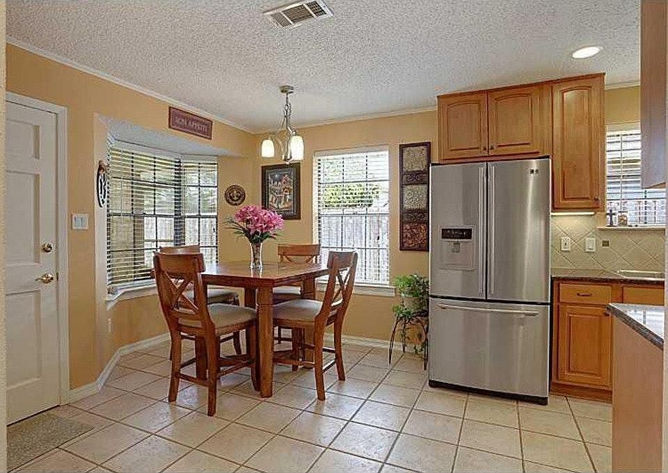Breakfast Nook/Kitchen