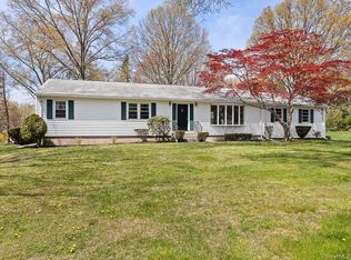267 Hawthorne Ln, Orange, CT 06477