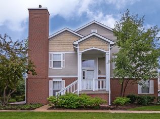 1180 Georgetown Way, Vernon Hills, IL 60061