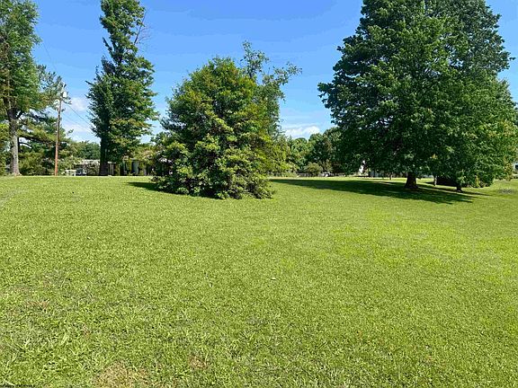4th image of 1414 Beech Ln