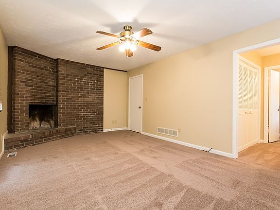 5th image of 1469 W Lake Dr