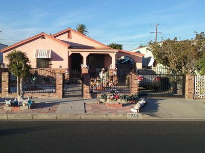 743 E 94th St, Los Angeles, CA, 90002