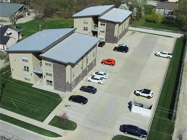 825 S Maguire St. — Photo 12