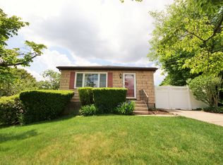 6 Oneida Ave, South Setauket, NY 11720