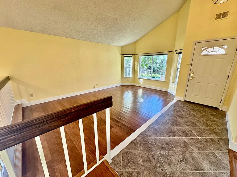 5477 Hackney Ln — Photo 3