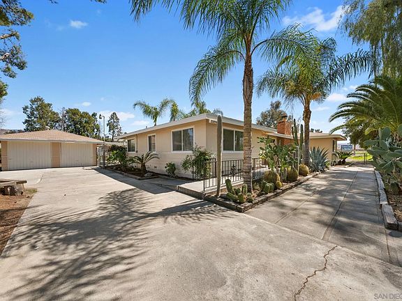 4th image of 25980 Fairview Ave