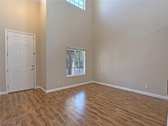 3rd image of 5533 Markley Ave