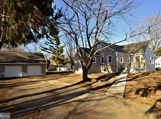 1026 Lindbergh Ave, Feasterville, PA 19053