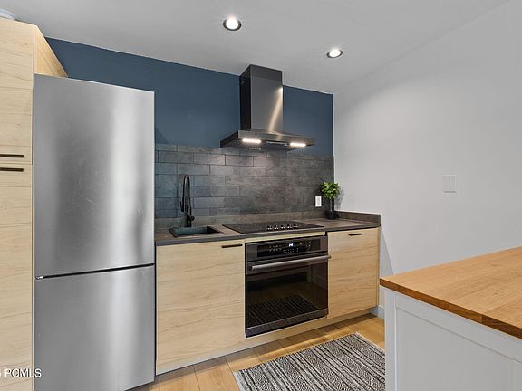 5th image of 1530 Empire Ave #216