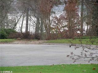 5206 W Shore Rd, Midlothian, VA 23112