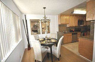 5th image of 159 Saint Marks Ct