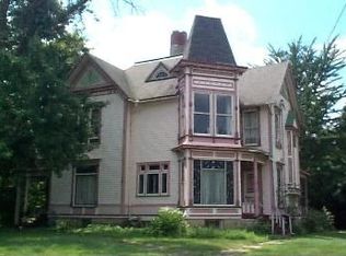 150 S State St, Elgin, IL 60123