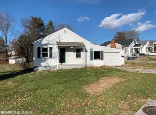 817 12th St, Radford, VA 24141