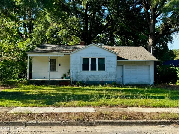 605 Dixon Street, Kinston, NC 28501