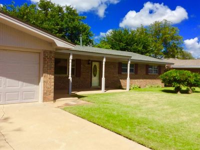 213 Willowwood Ln, Levelland, TX, 79336