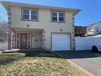 733 Shore Walk, Lindenhurst, NY, 11757