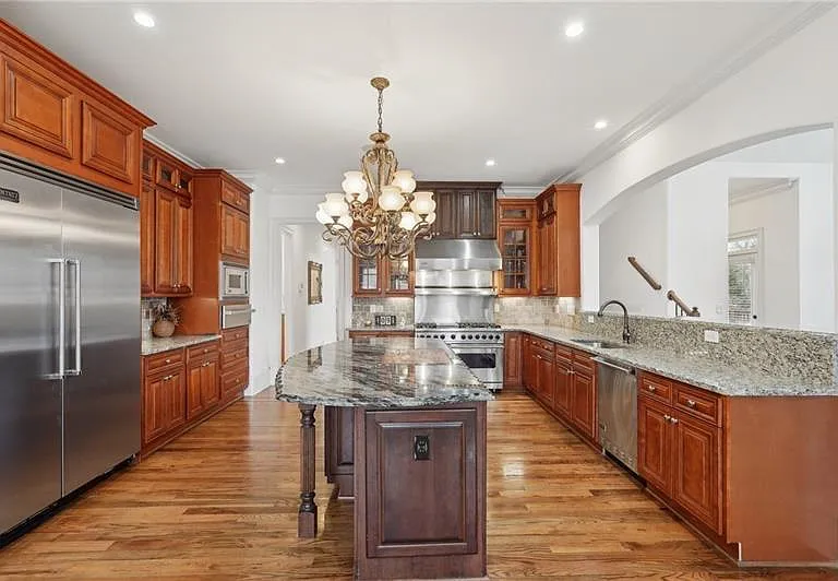 343 Summer Garden Dr — Photo 22