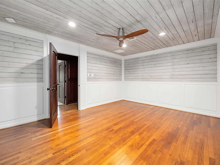 4031 Fernwood Dr — Photo 14