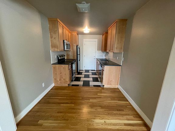 5th image of 6500 N Mississippi Ave APT 9