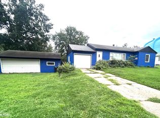 1928 Greenwood Dr, Ottumwa, IA 52501