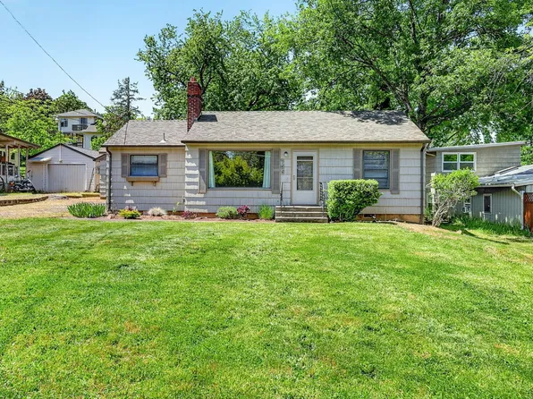 755 Walker Ave, Ashland, OR 97520