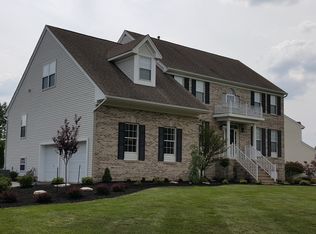 16 Pierce Rd, East Windsor, NJ 08520