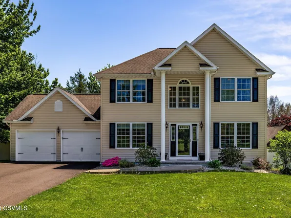 1318 Bloom Rd, Danville, PA 17821