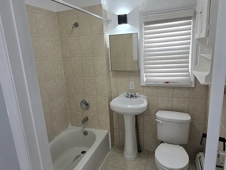 19 E 19th St #2 — Photo 14