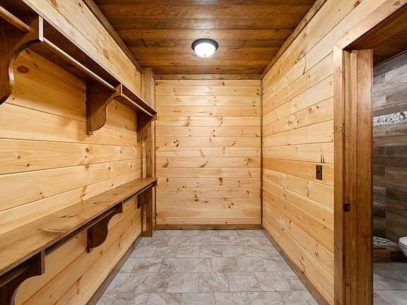 30th image of this home