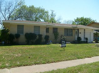 733 Willow St, Hurst, TX 76053