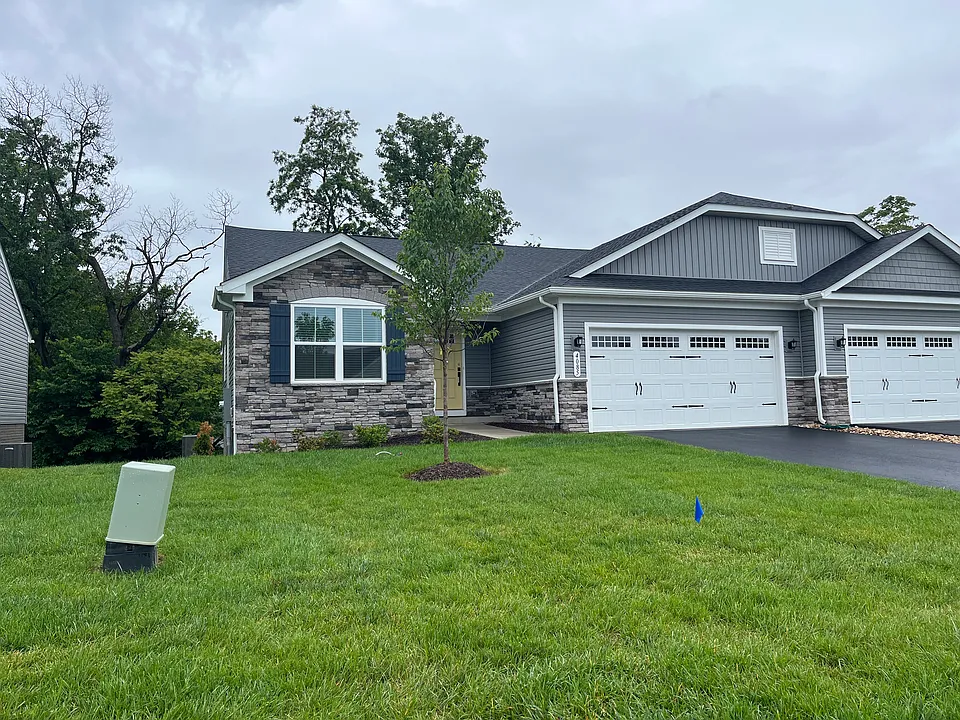 4085 Mayfield Rd