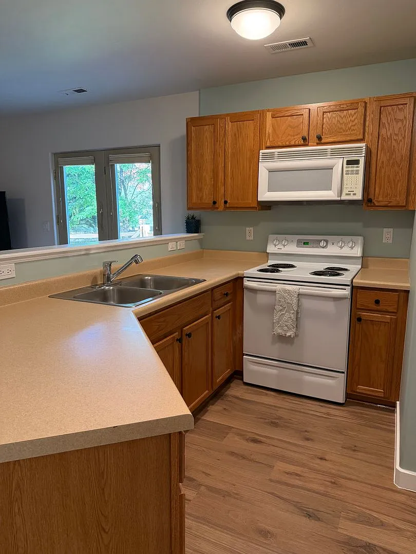 1 Bedroom 1 Bathroom in Park East Glenwood Springs — Photo 1