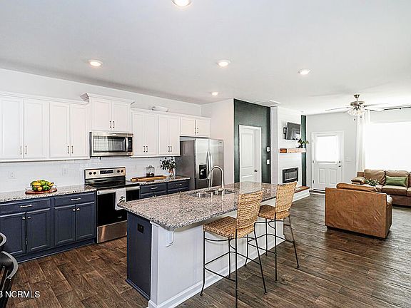 5th image of 4215 Belmont Villas Way