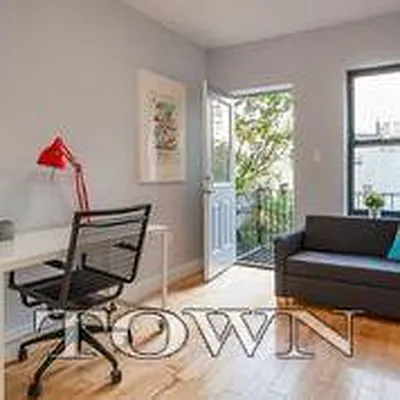 Rented by Town Residential | media 36